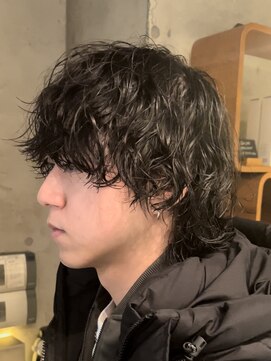 フィフス トウキョウ (fifth TOKYO) センターパートツイストスパイラルパーマメンズマッシュパーマ