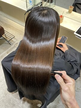 ロロ(ro-ro) 【恵比寿 ro-ro】ダメージレスストレート矯正