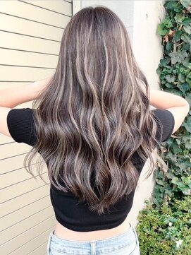 ヨロ 小岩(YOLO) ハイライトカラーミルクティーベージュケアブリーチダブルカラー