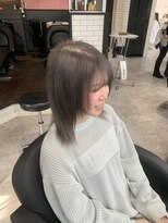 リーオオサカ(Lee Osaka)&nbsp;グレージュカラー×レイヤーカット