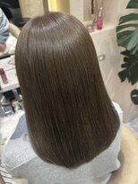 プアメリア 名古屋(Puamelia)&nbsp;ブリーチなし/オリーブグレージュ/透明感カラー/ケアカラー