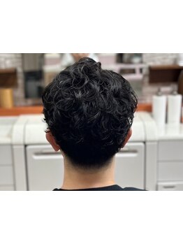 何をしたらいいか分からないけど、とにかくカッコよくなりたい方に◎パーマスタイルでイメチェン[相模大野]