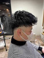 アプシー 南が丘本店(apsee)&nbsp;ツーブロック/ソフトモヒカン/フェザー