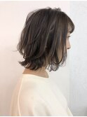 ショートヘア顔周りレイヤーブリーチダブルカラーショートボブ