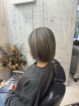 ウタリ(UTARRY) ローライトカラー