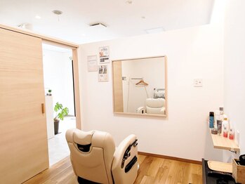 メンズサロン foyer【ホワイエ】の写真/完全個室のプライベートサロン【ホワイエ】で、贅沢なリラクゼーションを体験し、リフレッシュしませんか?