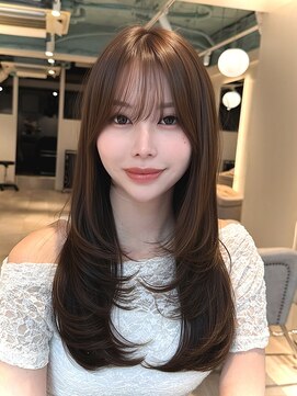 マインバイアフロートギンザ(MYNE by AFLOAT GINZA) レイヤーカット/ハッシュカット/ハイレイヤー/ウルフカット/銀座