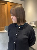 テトラ バイ ネオリーブ 横浜西口店(tetra by neolive)&nbsp;ミルクティーベージュ ハイトーン  切りっぱなしボブ 横浜★