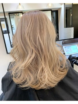 salon de MiLK 札幌大通店【サロン ド ミルク】 外国人風のようなホワイトブロンド！