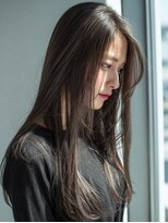ワット 新宿店&nbsp;凛とした横顔美人のアンニュイ艶ストレート
