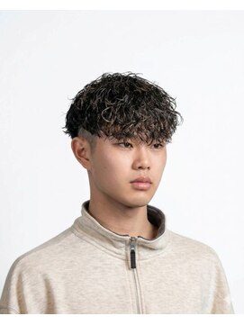 ワンワンオー バーバーショップ 博多店(@110 BARBER SHOP) メンズカット/フェード/濡れパン/バーバー/理容/博多/天神/眉毛