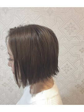 ラッソヘアー(Lasso hair) リップラインボブ
