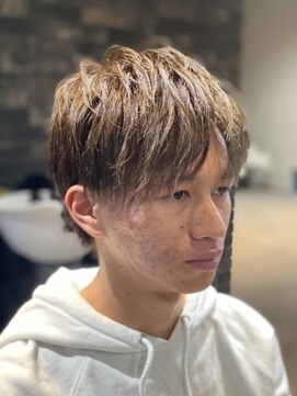 10代代30代ブリーチカラーセンター前髪長めショートヘア L リバティ Liberty のヘアカタログ ホットペッパービューティー