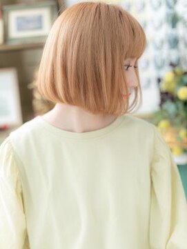 カバーヘア ブリス 志木南口駅前店(COVER HAIR bliss) 韓国風ハイトーンカラー前下がりミニボブa志木10代20代30代