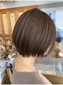 ボブ×白髪ぼかしハイライト