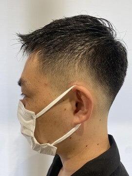 ブロッサム 若葉店(Blossom) 0ミリフェードカット