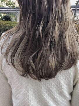 カノイ(KANOI) 【20/30/40代】ワンランク上のくびれミディ