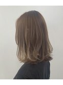 柔らかシアーベージュロブ