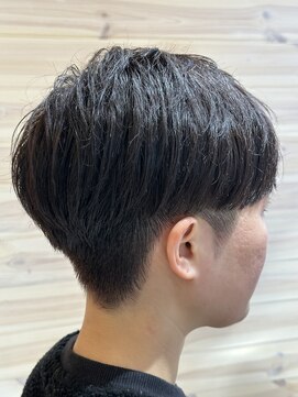 マハナ(mahana) 刈り上げショート