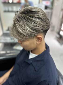 ザ アクネ 岡崎竜美丘店(THE ACNE) メンズバレイヤージュ