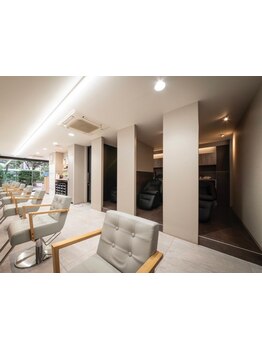 癒し空間で日常を忘れて極上のサロンタイムをお届けします＊身体も心もリラックスしてお過ごしください♪