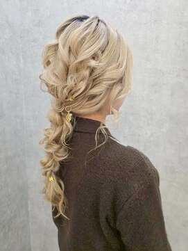 【六甲道 / 灘 / 柳】ハイトーン×ヘアアレンジ