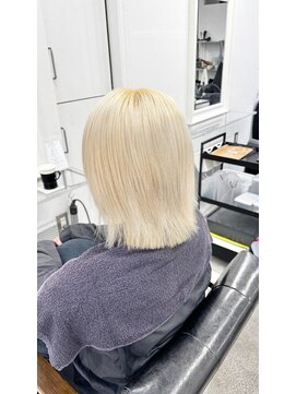 アルケム 学芸大学(AlChem) 【Hana指名】ベーシックリタッチでホワイトブロンド[ハイトーン]