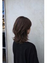 エイミーバイアフロート(amie  by afloat)&nbsp;小顔見えくびれレイヤーミディ