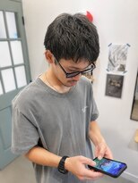 エヌヨンブンノイチ 茅ヶ崎(n1/4)&nbsp;おしゃれ坊主フェードフェザーアップセンターパートビジネス
