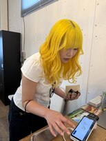 オーアイシー(OIC)&nbsp;ブロンドに落ちるキイロ