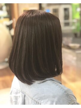 テラスオブベル(TERRAS of belle) ボブ×ネイビーカラー