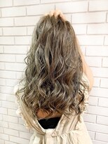 ヘアーズルーム 風(Hair's room fuu) 【ハイトーンカラー】極細ハイライト×マットグレージュ