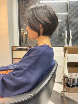 アフロディーテギンザ 神保町(APHRODITE GINZA) カール/セミディ/シアーカラー/姫カット［御茶ノ水/神保町］