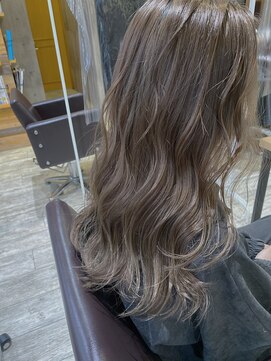 トレ(tre.) 甲子園口/髪質改善/白髪染め/ショート/酸性ストレート/美容室