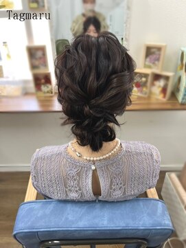 タグマル 結婚式に華やかシニヨン☆