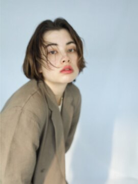 オーサム(AWESOME) 《AWESOME》シルクベージュwaveボブ