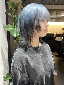 ノブレス ノアール(NOBLESSE NOIR) ウルフヘア/水色×黒エンドカラー