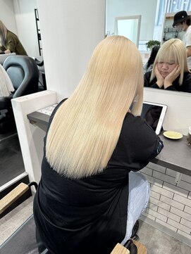 カラ ヘアーサロン(Kala Hair Salon) ブロンド