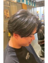 ヤード(YARD)&nbsp;センターパート×ツーブロック