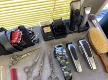 バーバー コガ(BARBER KOGA)の雰囲気（道具にこだわりアリ◎お客様によって使い分けております！）