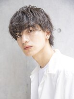 小久保styleフェザーパーマグレーブルーカラー刈り上げショート
