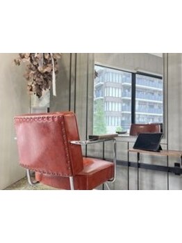 大人女性から支持され続ける《Carpe Diem》落ち着いた空間で、あなただけのサロンタイムをお過ごし下さい＊