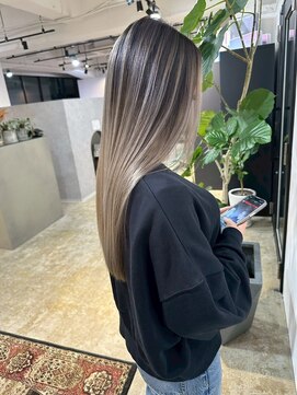 メリー オオサカ(Merly Osaka) バレイヤージュ