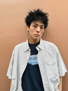 ヒュージ 表参道(huge) フェザーショート/スパイキーショート/メンズカット