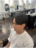 メンズ　センターパート　ナチュラル　ショート