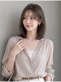 大人ヘア_レイヤーボブ