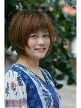 アンプレヴーアジュテ(Impre'vu ajoute) 女性らしいマーメイドアッシュ