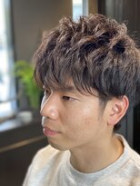 リバティ(LIBERTY)&nbsp;パーマ前髪長め束感大人無造作襟足刈上げ