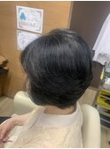 ショートボブ