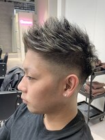 ルミネート 日暮里店(Ruminate) フェードシルバーハイライト【日暮里/西日暮里/シールエクステ】